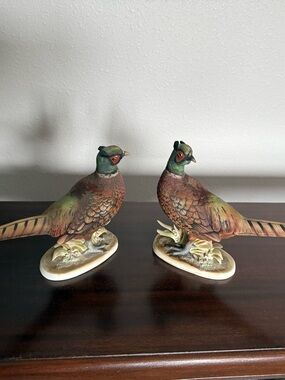 Lefton White Marked Pheasant Figurine Base with Brown Script